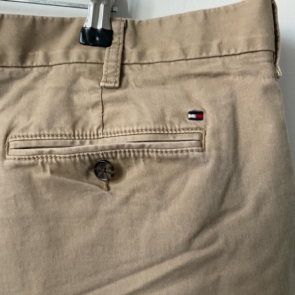 Tommy Hilfiger Men's Flat Front Shorts Size 38 - Picture 4 of 7
